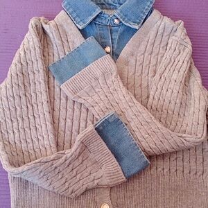 Women's Beige Cable Knit V-Neck Sweater